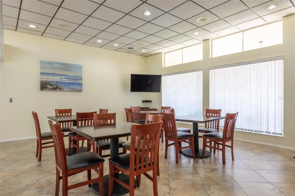 9700 STARKEY ROAD #325 Seminole, FL 33777
