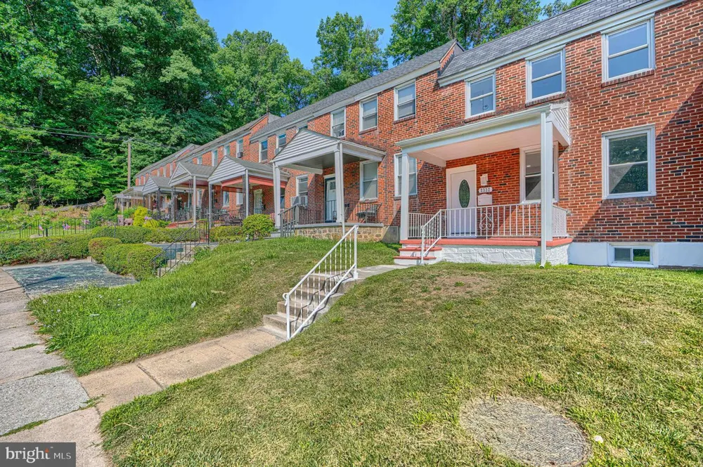 2322 DRUID PARK DRIVE Baltimore, MD 21215