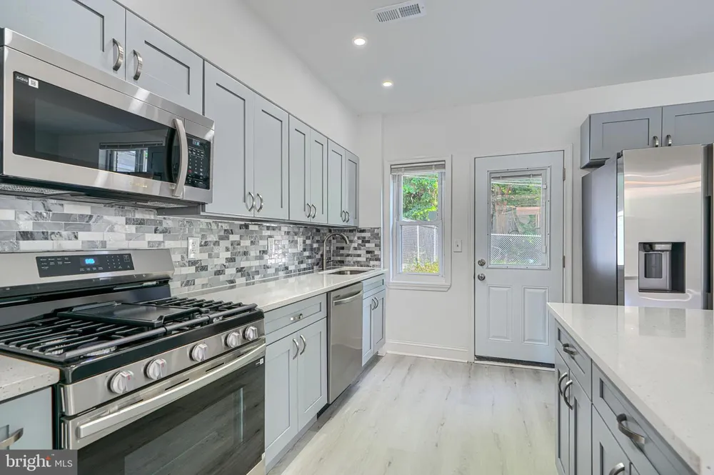2322 DRUID PARK DRIVE Baltimore, MD 21215