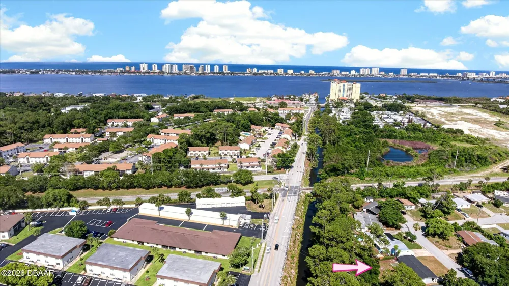 538 Brook Circle South Daytona, FL 32119