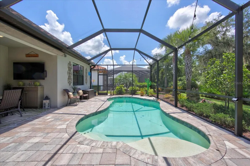 7608 VIOLA LOOP Bradenton, FL 34202