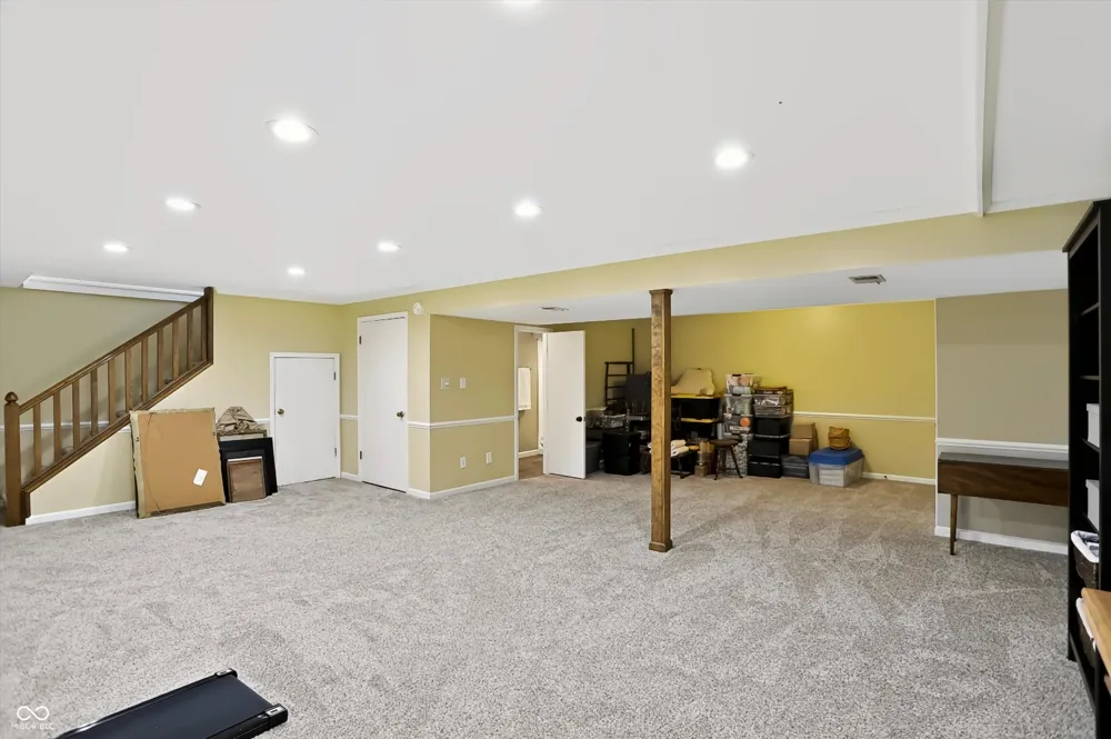 1210 Governors Lane Zionsville, IN 46077