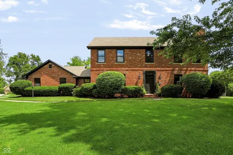 1210 Governors Lane
