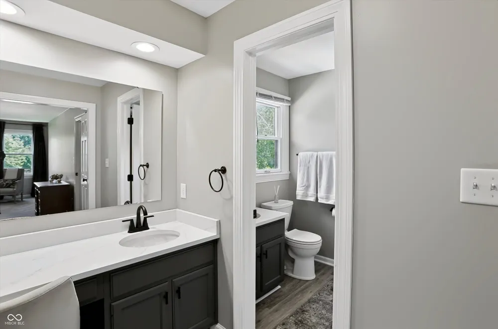 1210 Governors Lane Zionsville, IN 46077