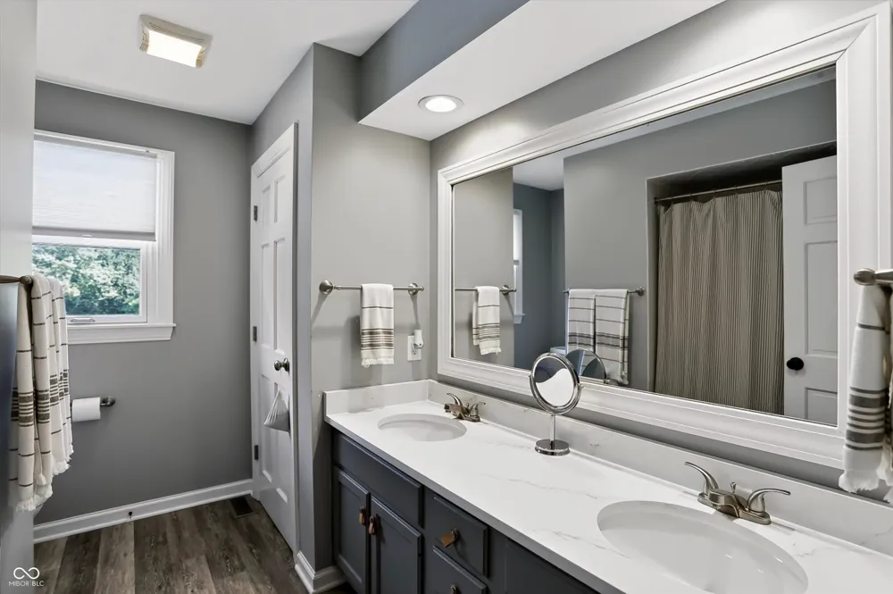 1210 Governors Lane Zionsville, IN 46077
