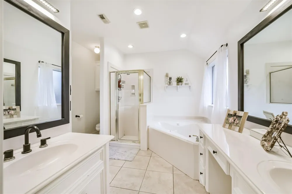 3536 Bayou Forest Drive La Porte, TX 77571