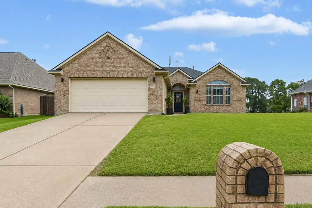 3536 Bayou Forest Drive La Porte, TX 77571