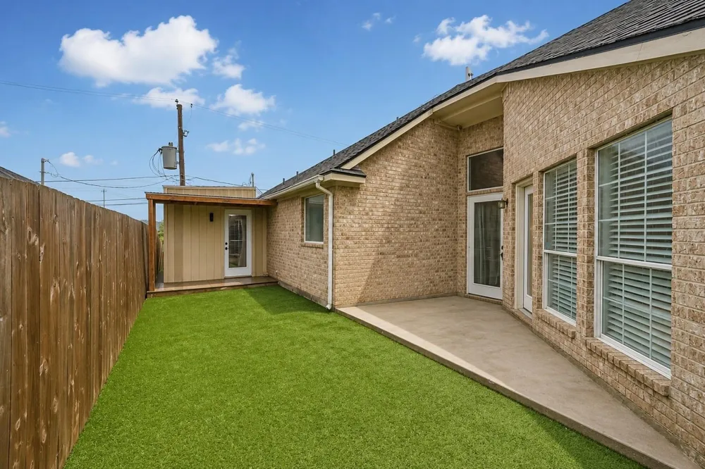 3536 Bayou Forest Drive La Porte, TX 77571