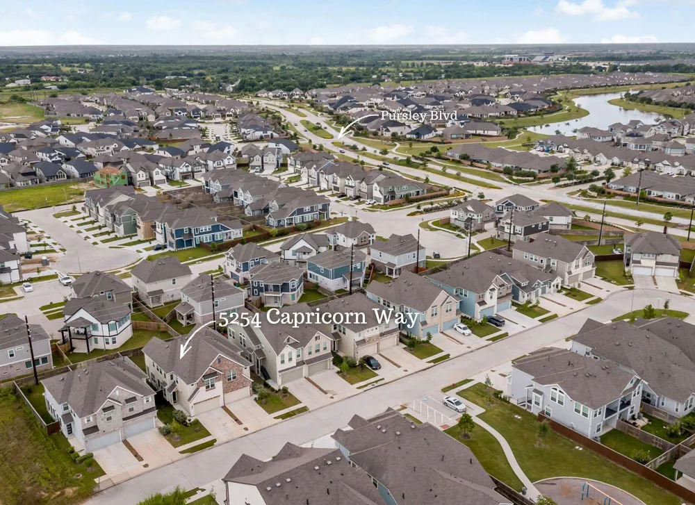 5254 Capricorn Way Rosharon, TX 77583