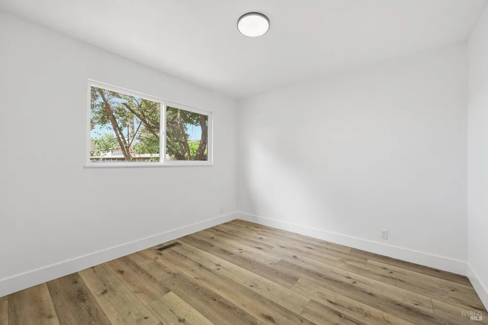 285 Hemlock Street Vacaville, CA 95688