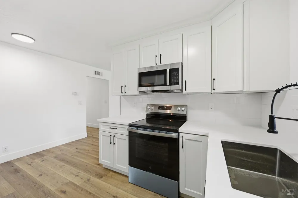 285 Hemlock Street Vacaville, CA 95688
