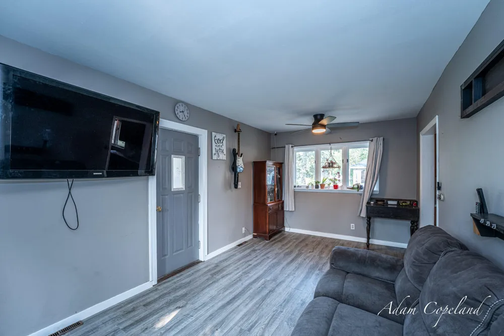 326 43rd Street SE Kentwood City, MI 49548