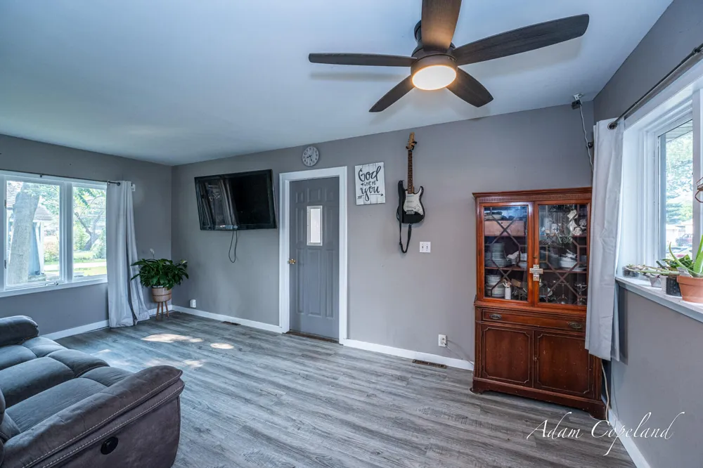 326 43rd Street SE Kentwood City, MI 49548