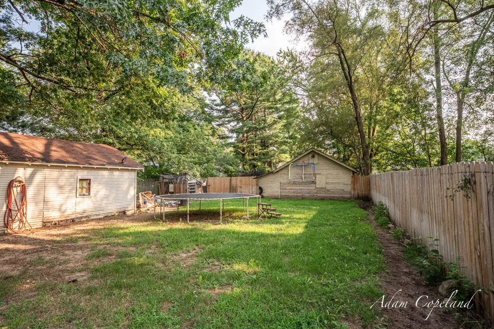 326 43rd Street SE Kentwood City, MI 49548