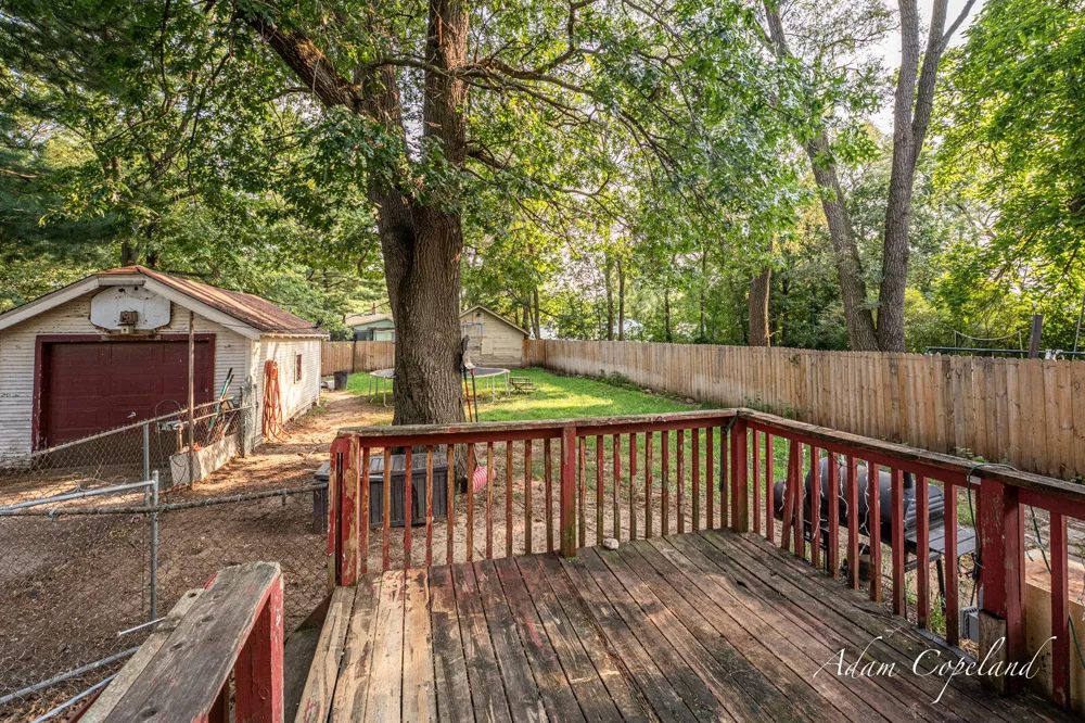 326 43rd Street SE Kentwood City, MI 49548