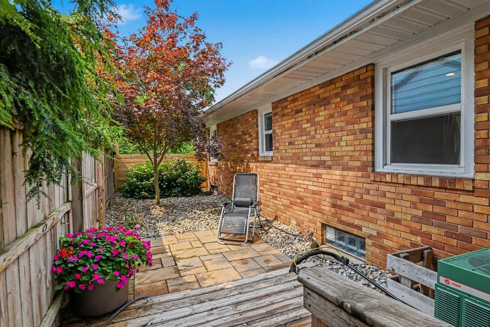 32 Cherry Street Holland City, MI 49423