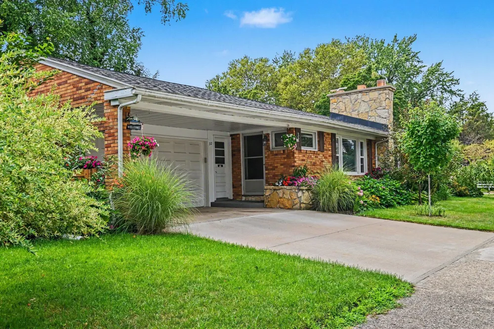 32 Cherry Street Holland City, MI 49423