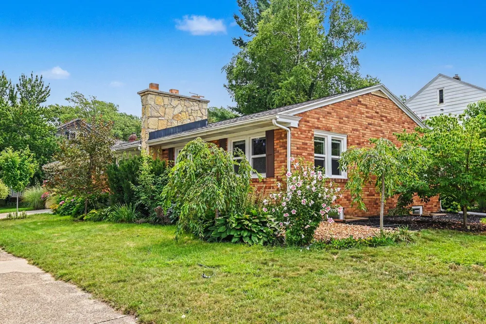32 Cherry Street Holland City, MI 49423