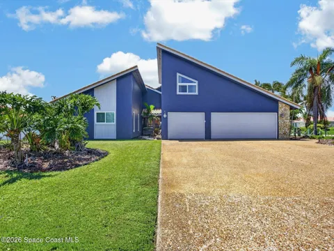 409 Red Sail Way S