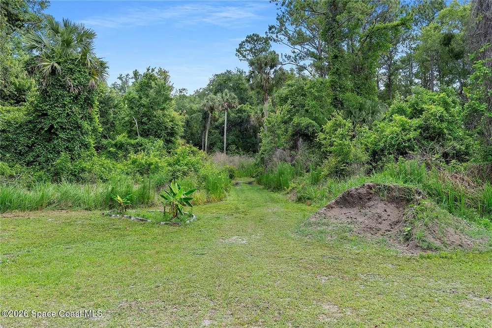 1851 Maytown Road Oak Hill, FL 32759