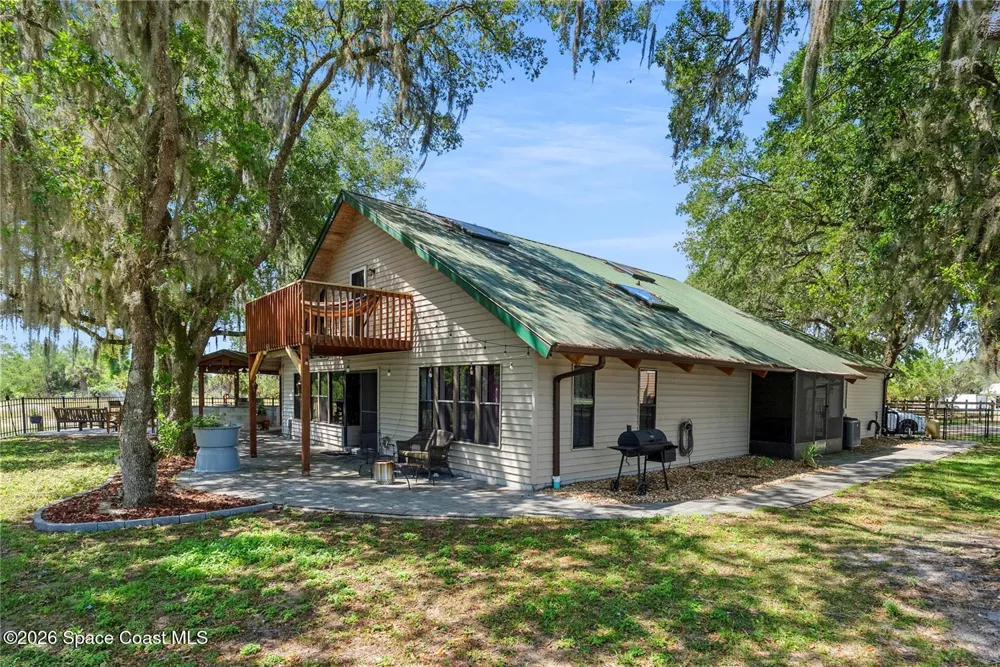 1851 Maytown Road Oak Hill, FL 32759