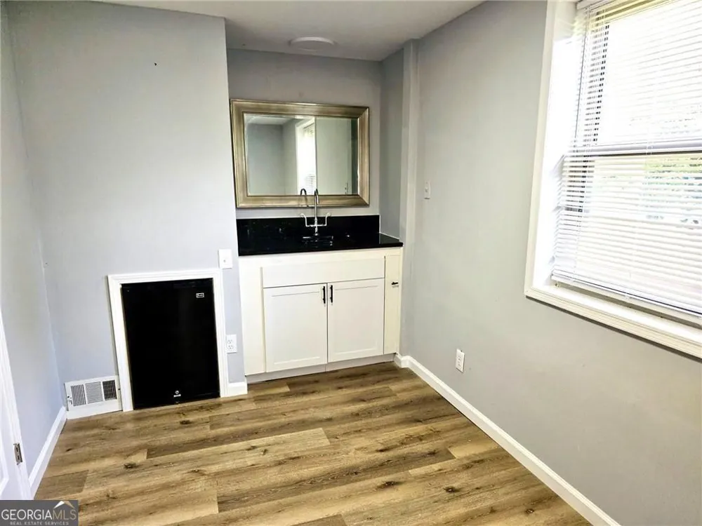 1244 Hickory Wood DR NE Woodstock, GA 30188