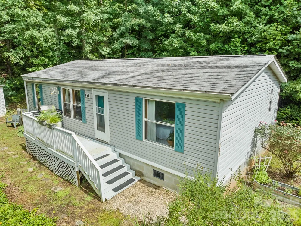 180 Hidden Meadow Drive Candler, NC 28715