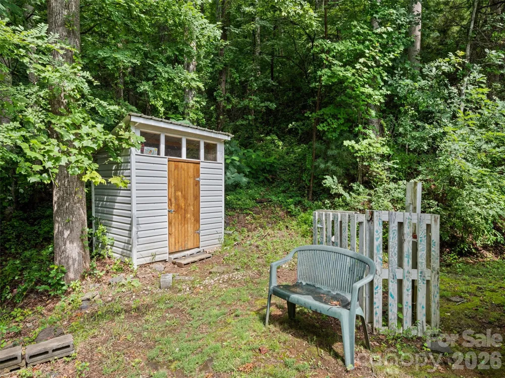 180 Hidden Meadow Drive Candler, NC 28715