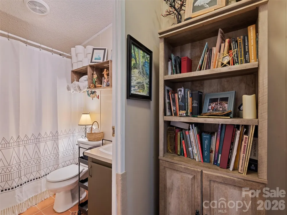 180 Hidden Meadow Drive Candler, NC 28715