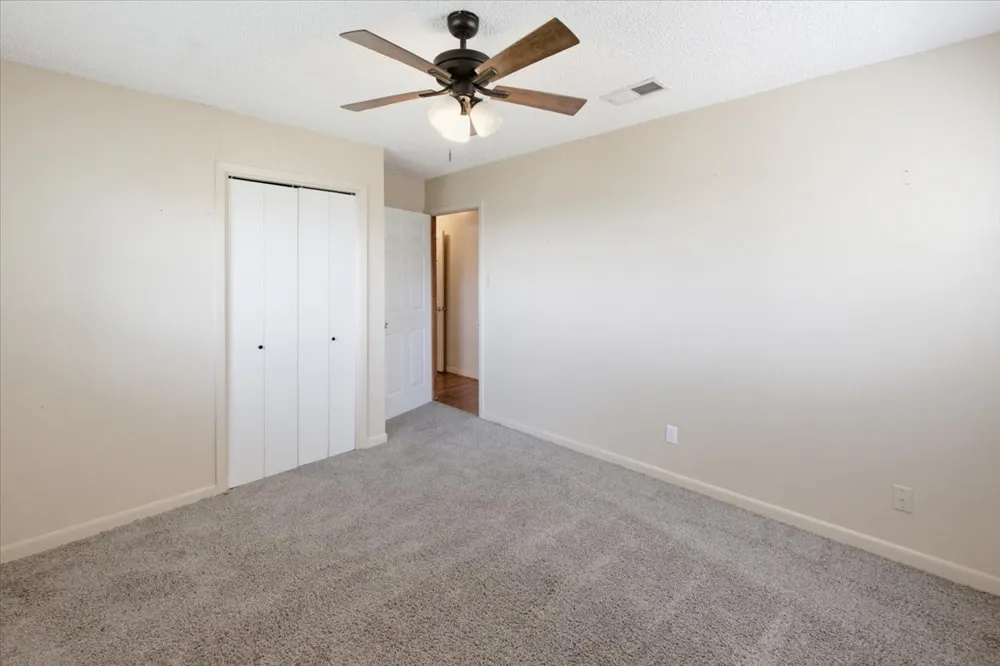 710 E Avenue A Rosebud, TX 76570