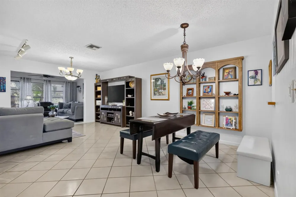 6802 Moonlit Drive Delray Beach, FL 33446