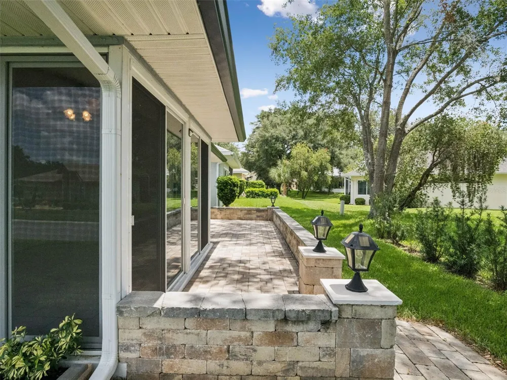 21738 KING RICHARDS WAY Leesburg, FL 34748