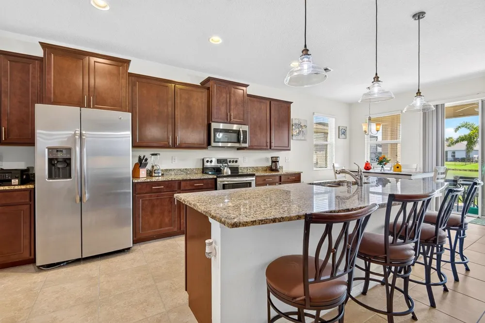 6435 DEVESTA LOOP Palmetto, FL 34221