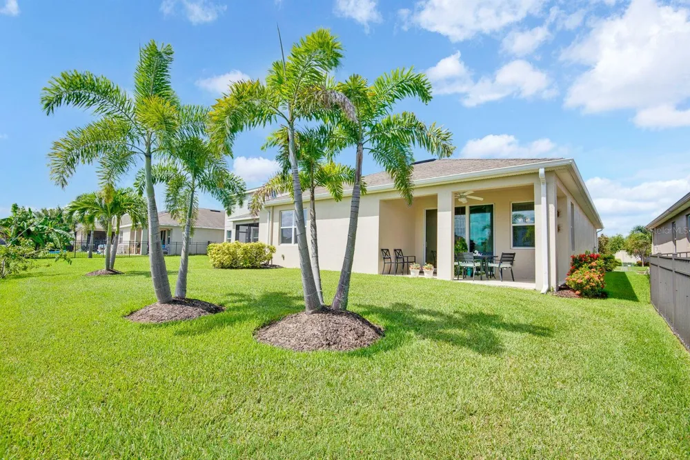 6435 DEVESTA LOOP Palmetto, FL 34221