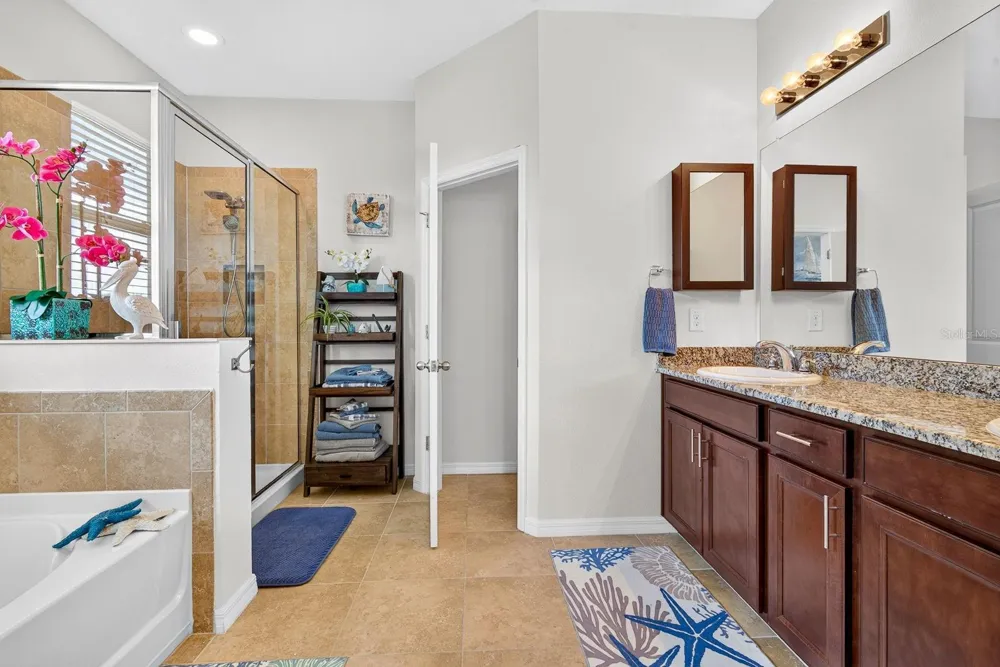 6435 DEVESTA LOOP Palmetto, FL 34221