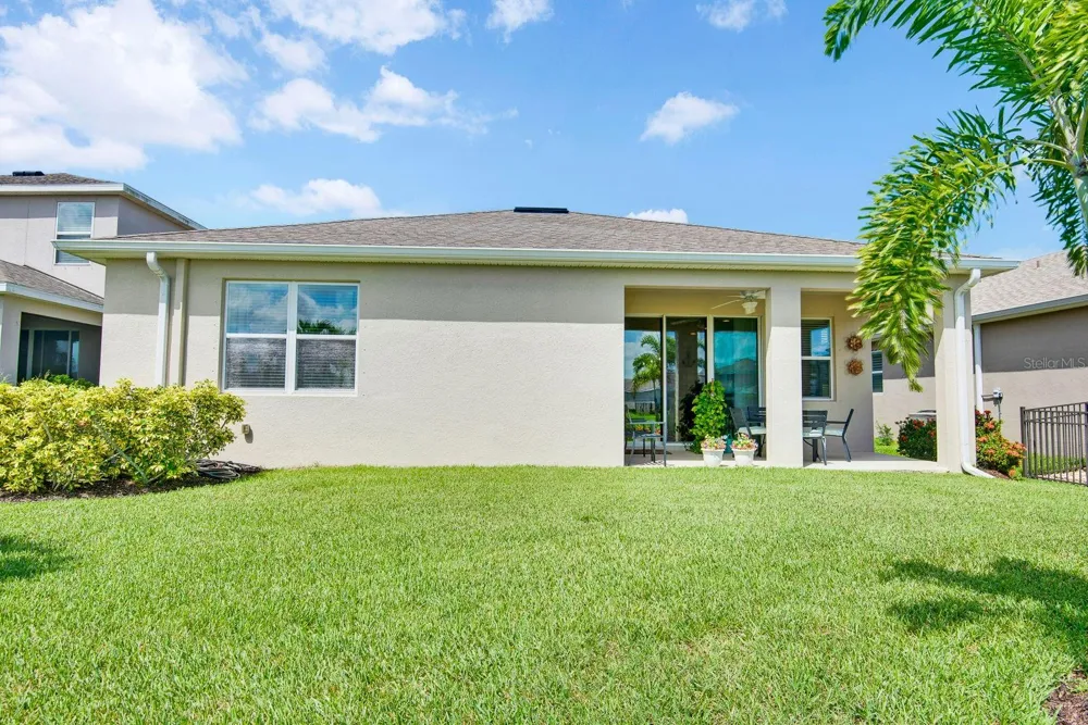 6435 DEVESTA LOOP Palmetto, FL 34221