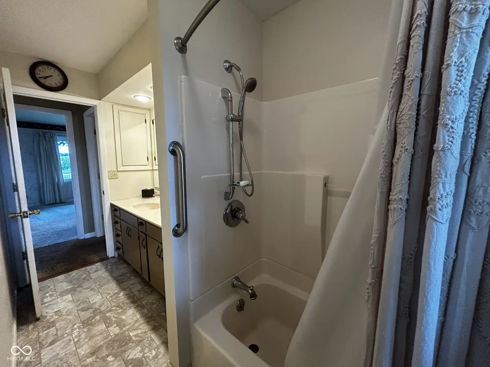 4105 Talley Road Columbus, IN 47203