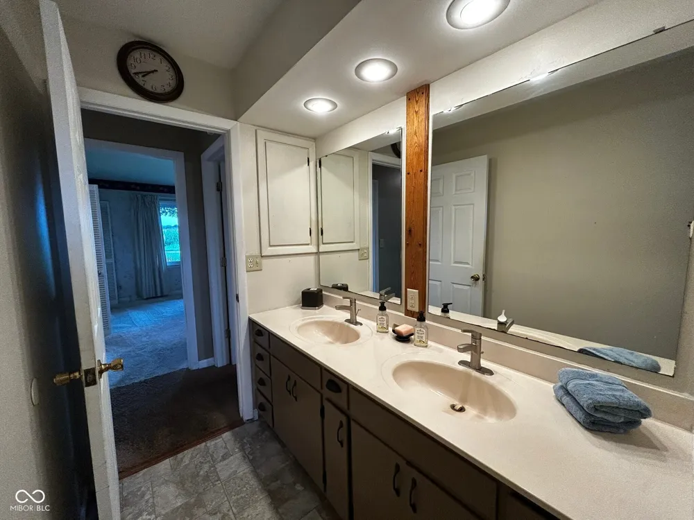 4105 Talley Road Columbus, IN 47203