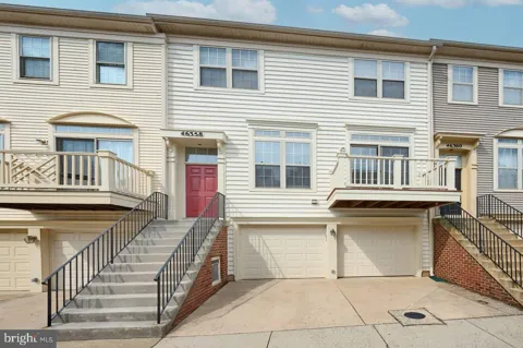46358 PRYOR SQUARE