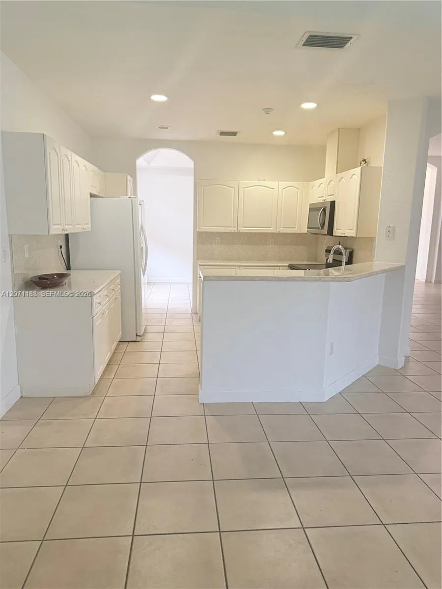 14918 SW 15th Ln #0 Miami, FL 33194