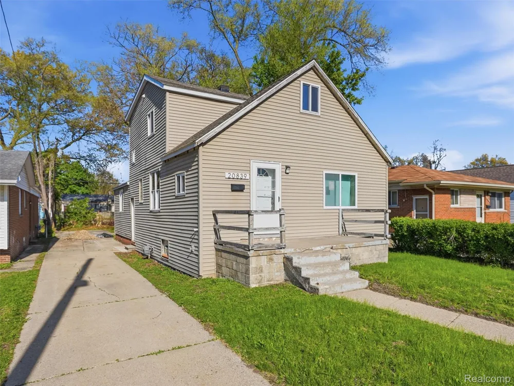 20839 Reimanville Avenue Royal Oak Charter Township, MI 48220