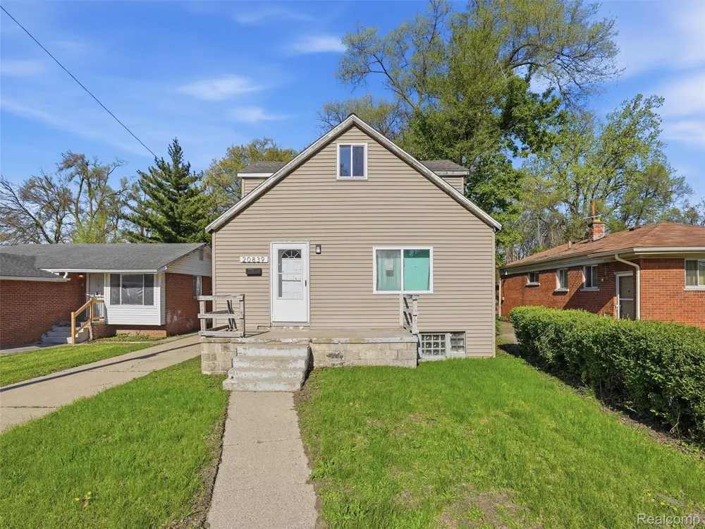 20839 Reimanville Avenue Royal Oak Charter Township, MI 48220