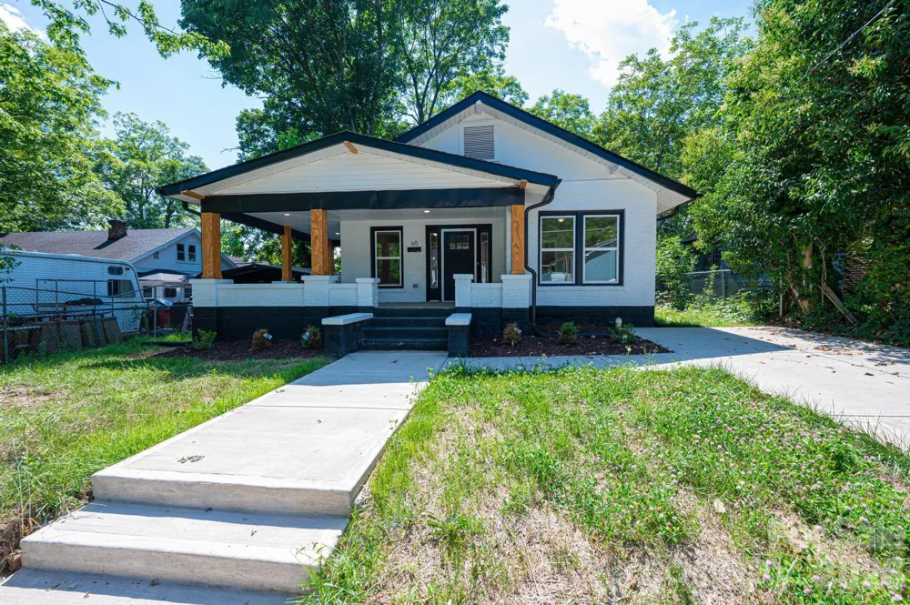 60 5th Street SE Hickory, NC 28602