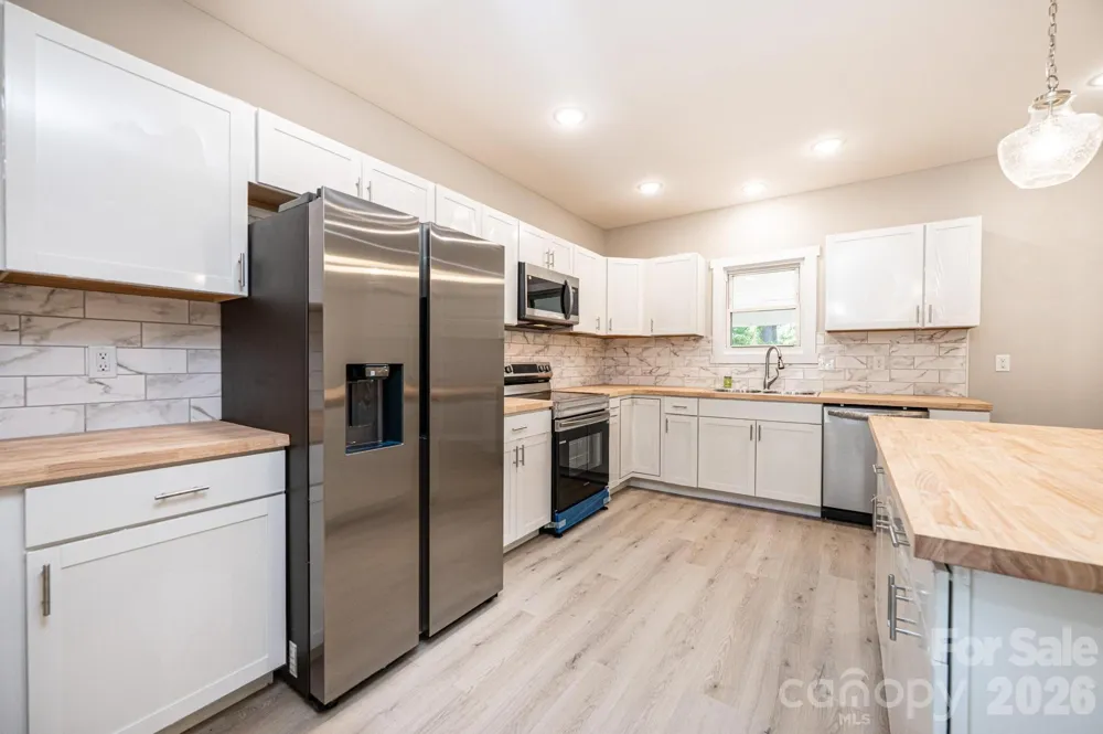 60 5th Street SE Hickory, NC 28602