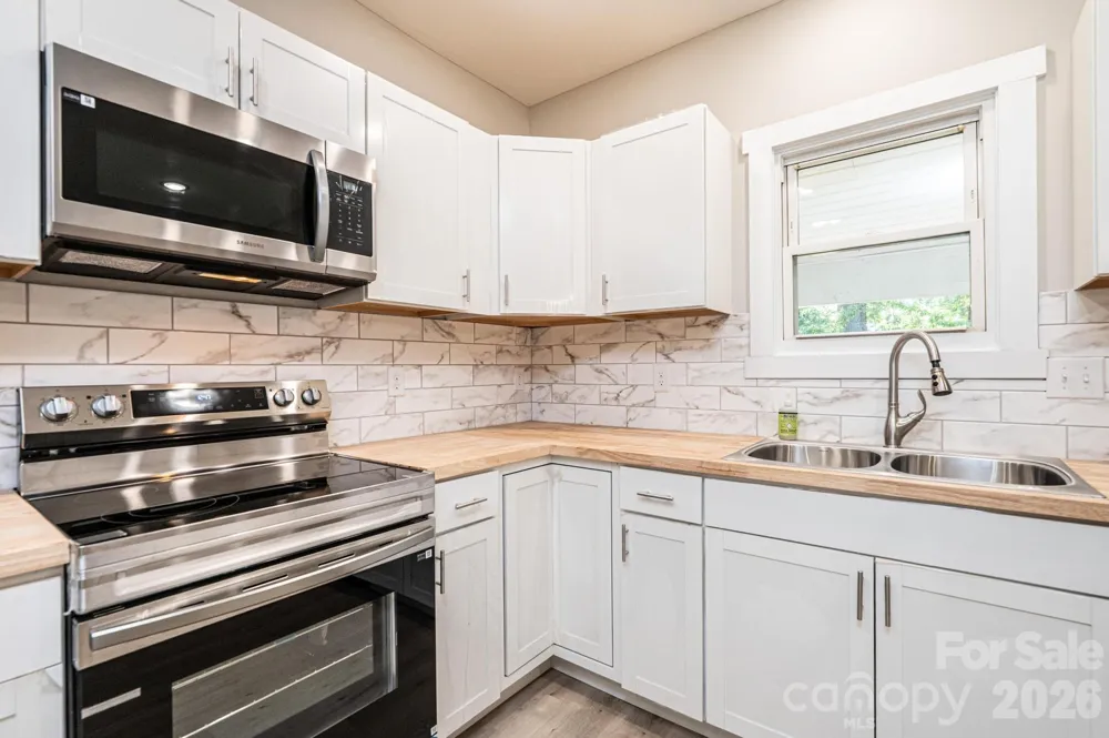 60 5th Street SE Hickory, NC 28602
