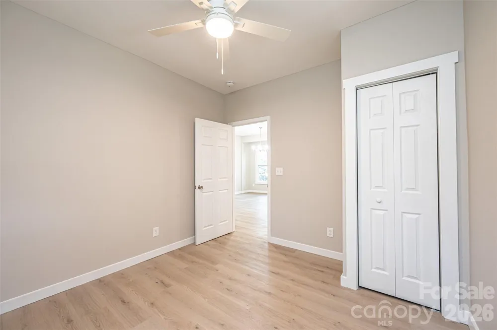 60 5th Street SE Hickory, NC 28602