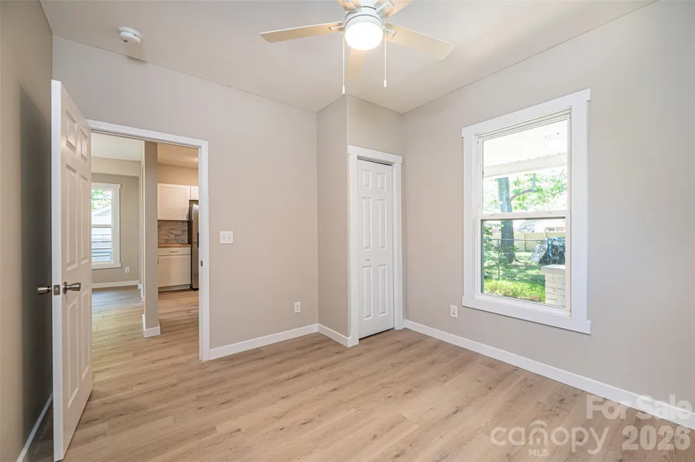 60 5th Street SE Hickory, NC 28602