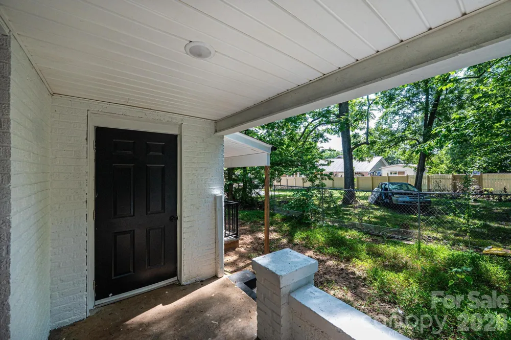 60 5th Street SE Hickory, NC 28602
