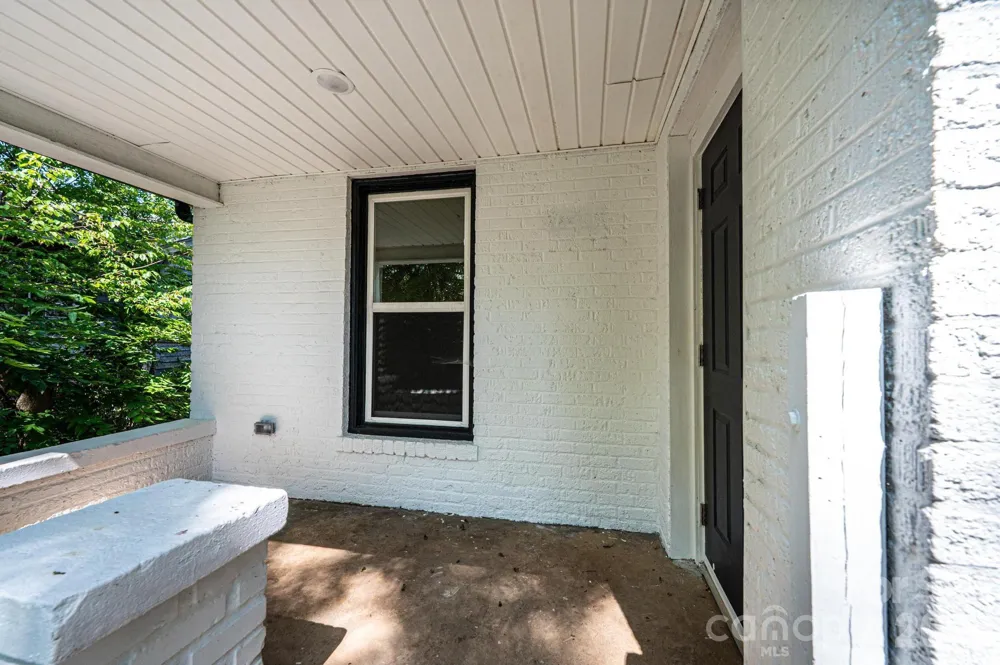 60 5th Street SE Hickory, NC 28602