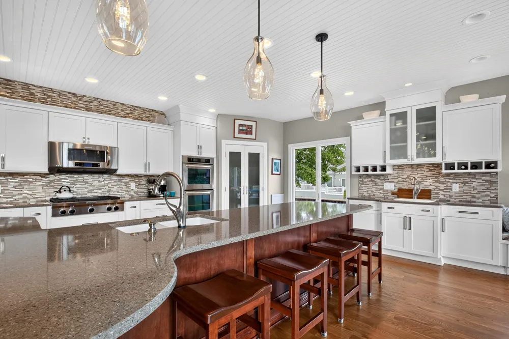2545 Bay Pointe Drive St. Joseph, MI 49085